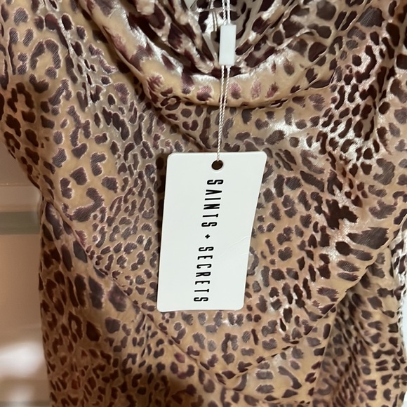 Selfie Leslie leopard dress size large - Picture 4 of 6